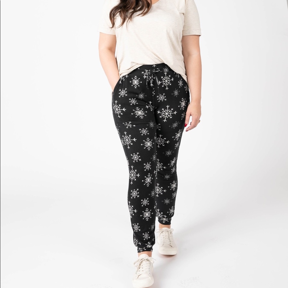Snowflake Joggers